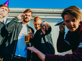 First Listen // Rozelle – Searching For a Revolution