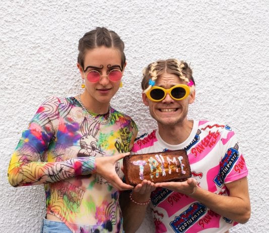 Try Me – Monologuing // First Listen